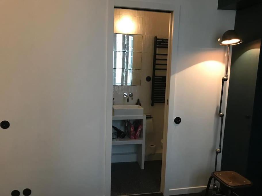 Apartment Typical Stylish Parisian Studio - Bastille Area *