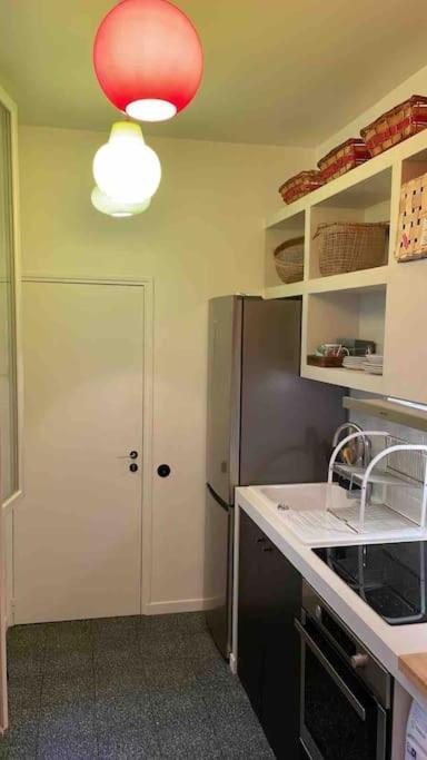 Typical Stylish Parisian Studio - Bastille Area Paris