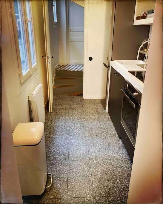 Typical Stylish Parisian Studio - Bastille Area * Paris